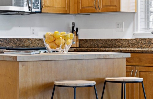 Hendricks and Venice Isles Apartment | Bohemian Condo Near Las Olas and Beach
