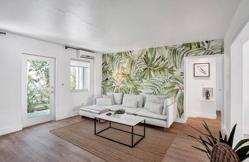 Miami Beach Apartment | Boho Suite 2BD/2 BA Miami Beach Lincoln Villa Free Parking