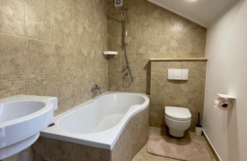 Orahovac Apartment | Boka Peaks Apartments