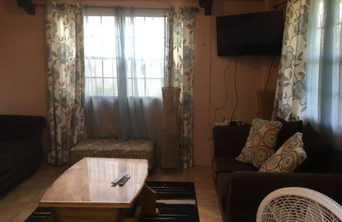 Bon Accord Village Apartment | Bon Accord Beaulieu , an ideally located two bedroom apartment