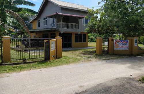 Kuala Terengganu House | Bonda Homestay