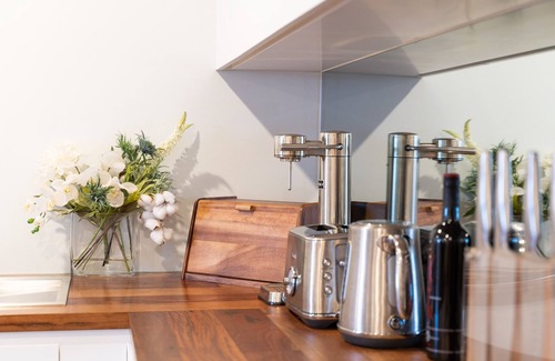 Bondi Apartment | Bondi Breeze Apartment