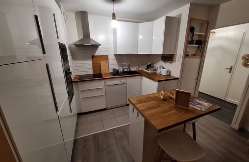 Bondy Apartment | Bondy's cocoon, a 3-minute walk from the station. Self-guided arrival. Free parking