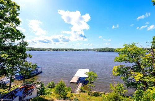 Sunrise Beach House | Boondock Bliss - Lakefront with Private Dock Sleeps 15