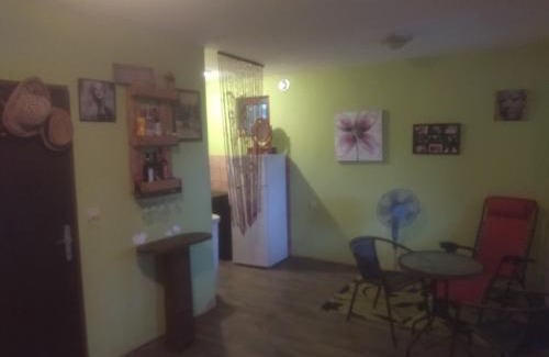 Bor House | Bor, Savaca - Porodicna Vikendica za Izdavanje