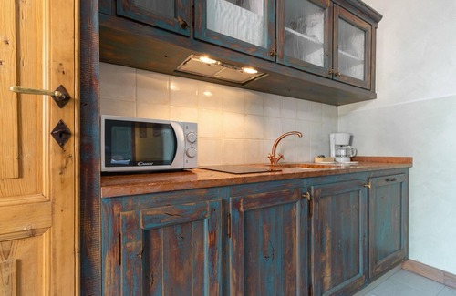 Castello Apartment | Borgo al Sole 2 by Wonderful Italy