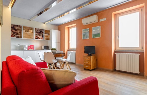 Castello Apartment | Borgo al Sole 4 by Wonderful Italy