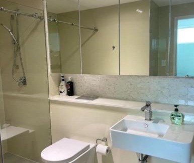 Botany Apartment | Botany 3Br near Airport Bay City with parking