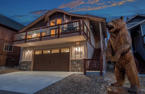 Boulder Bay Ski Chalet | Boulder Bay Chalet Lakefront