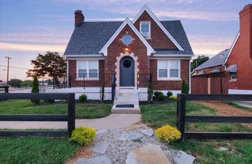 Fairgrounds House | Bourbon House 1 | Walk to Expo Center