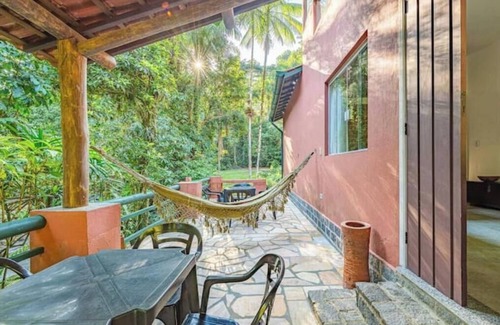 Litoral de Sao Paulo Villa | Camburizinho : beach + natural pools