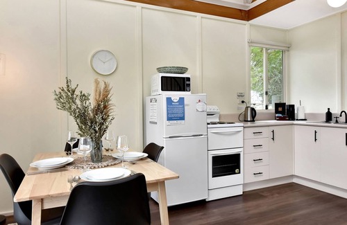 Rothbury Cottage | Bracken Ridge Vineyard - The Bonavista - Villa 2