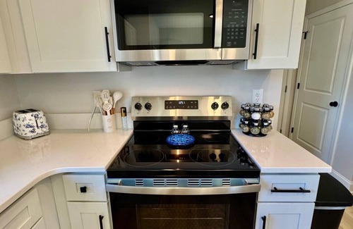 High Point House | BRAND NEW 3 Bedroom, 2.5 Bath House