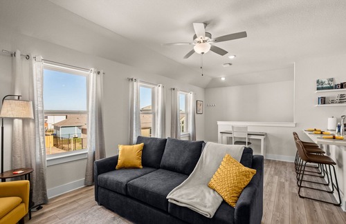 Austin House | Brand New Furnished Casita Near Tesla