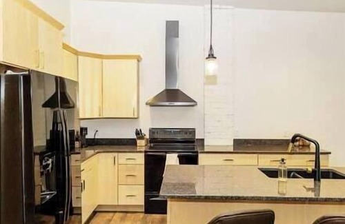 Burlington Apartment | Brand New SPACIOUS 2 BR Downtown Burlington! Unit 302N