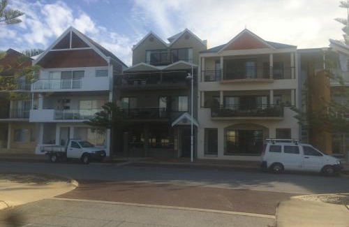 Mandurah Hotel | Breakwater Short Stay