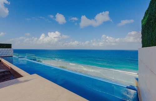 Isla Mujeres Condo | Breath taking Ocean Views