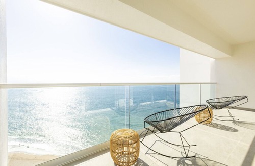 Olimpica Apartment | Breathtaking 2BR Oceanfront Paradise with Panoramic Views