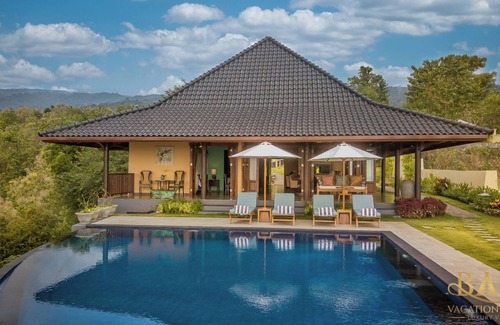 Kayu Putih Villa | Breathtaking Clifftop Luxury at Lovina!