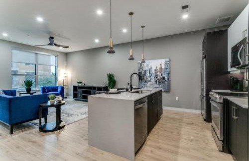 Cityplace Apartment | Breathtaking high-rise on McKinney Ave