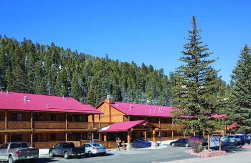 Red River Resort | Breathtaking in all directions!