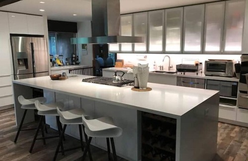 Woodacre House | Breathtaking Retreat in the Redwoods + Master Suite-3BR/2.5BA -MID-WEEK SPECIAL