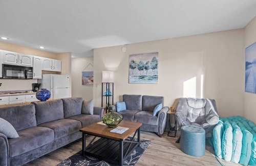 Kewadin House | 🍁 Breathtaking Torch Lake View Condo | Sunrise + Golf ➠ 741