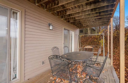 Kewadin House | 🍁 Breathtaking Torch Lake View Condo | Sunrise + Golf ➠ 741