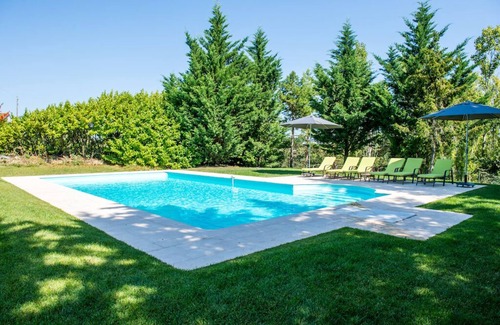 Verlhac-Tescou House | Breathtaking Views - French Farmhouse & Pool - Southwest France