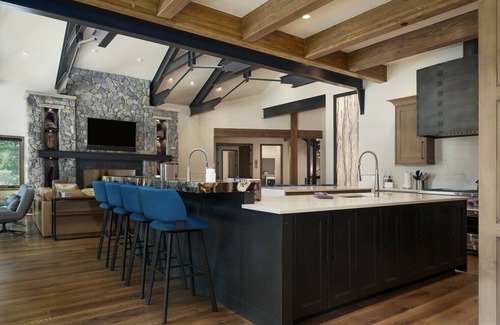 Peak 8 Villa | Breckenridge 66 - Six Bedroom Villa, Sleeps 14
