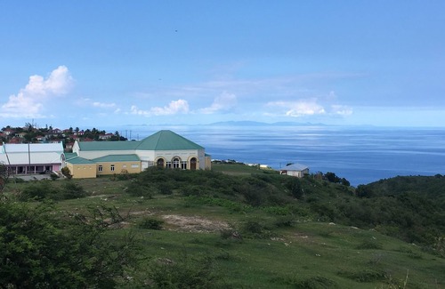 Plymouth House | Breezy, Clean, Comfortable and Peaceful, with a breathtaking view