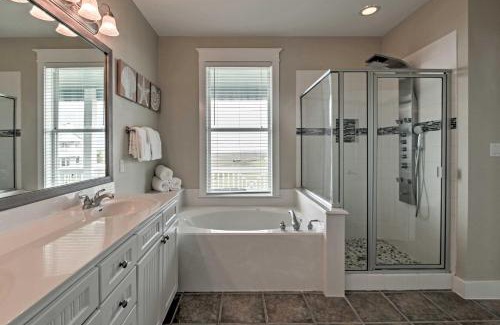 Red Fish Cove House | Breezy Galveston House with 2 Decks and Ocean Views!