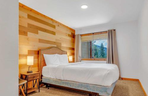 Truckee House | Bright 3BR Condo Near Northstar