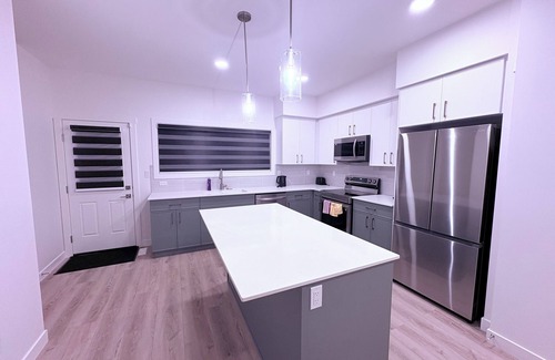 Northeast Edmonton House | Bright 3BR Home in McConachie – Family-Friendly with Free Parking.