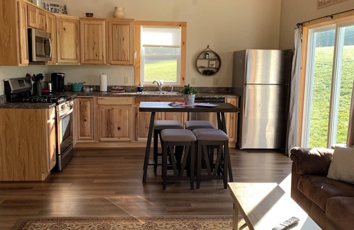 Stowe Area Cabin | bright and clean cabin with spectacular views and close to skiing, hiking etc