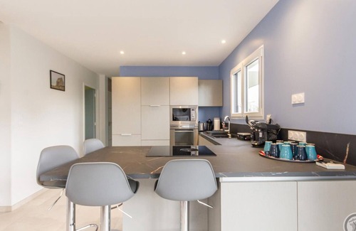 Montmartin-sur-Mer Cottage | Bright and modern house with garden near the beach