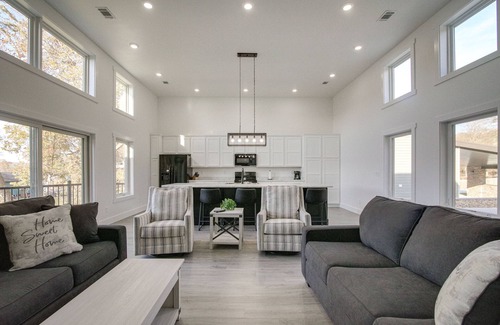 Cotter House | Bright Cotter Vacation Rental w/White River Views