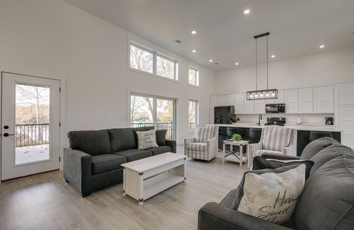 Cotter House | Bright Cotter Vacation Rental w/White River Views