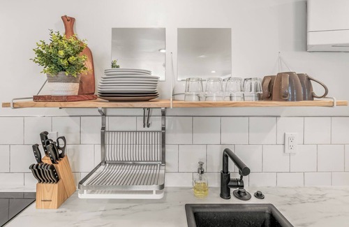Loyal Heights Apartment | Bright Garden Level Ballard Abode; 86 Walk Score!