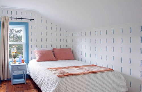 Jefferson Other | Bright Getaway Steps from Nature
