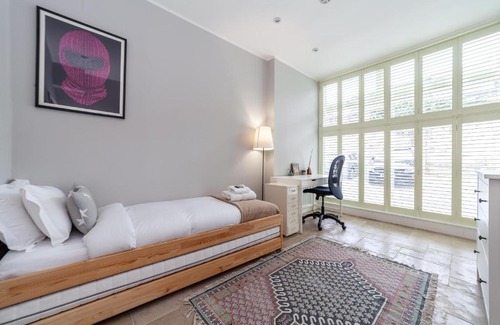 Brockley Apartment | Bright Groundfloor 3BR Flat, Brockley, SE London