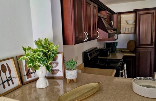 Escazu Apartment | Bright, Peaceful Escape in Prime Escazú