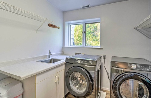 Diamond Point Apartment | Bright Sequim Duplex w/ Views of Waterway!