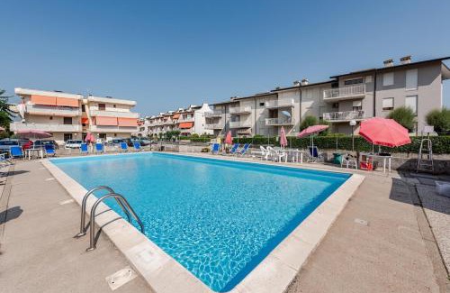 Chioggia Apartment | Bright Summer Studio Pool-Parking -30m dal Mare