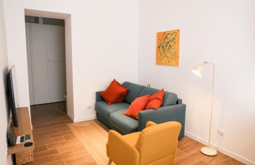Prati Apartment | Bright Vatican Apartment