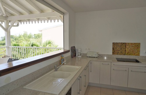 Trois-Ilets Villa | Bright villa overlooking the bay of Anse à l'Ane, close to the beach