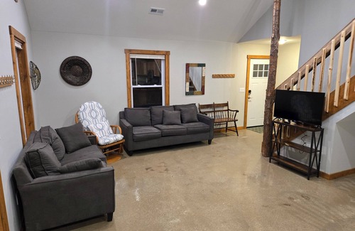 Rensselaer Cabin | Brightstone Lake Cabin 5