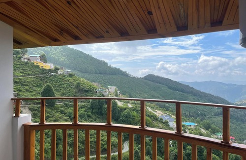 Khaprar Apartment | BRIKitt Himaliyan Vista 2BHK - Mukteshwar, Nainital