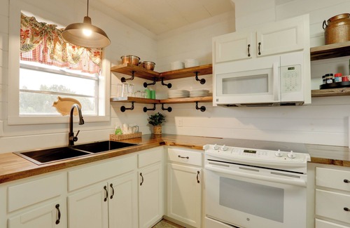 Greers Ferry House | Bring Your Boat! Greers Ferry Lake Home w/Slip