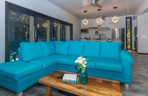 Antoneys Cay House | Brisa De Verano 2 Bedroom Home by RedAwning